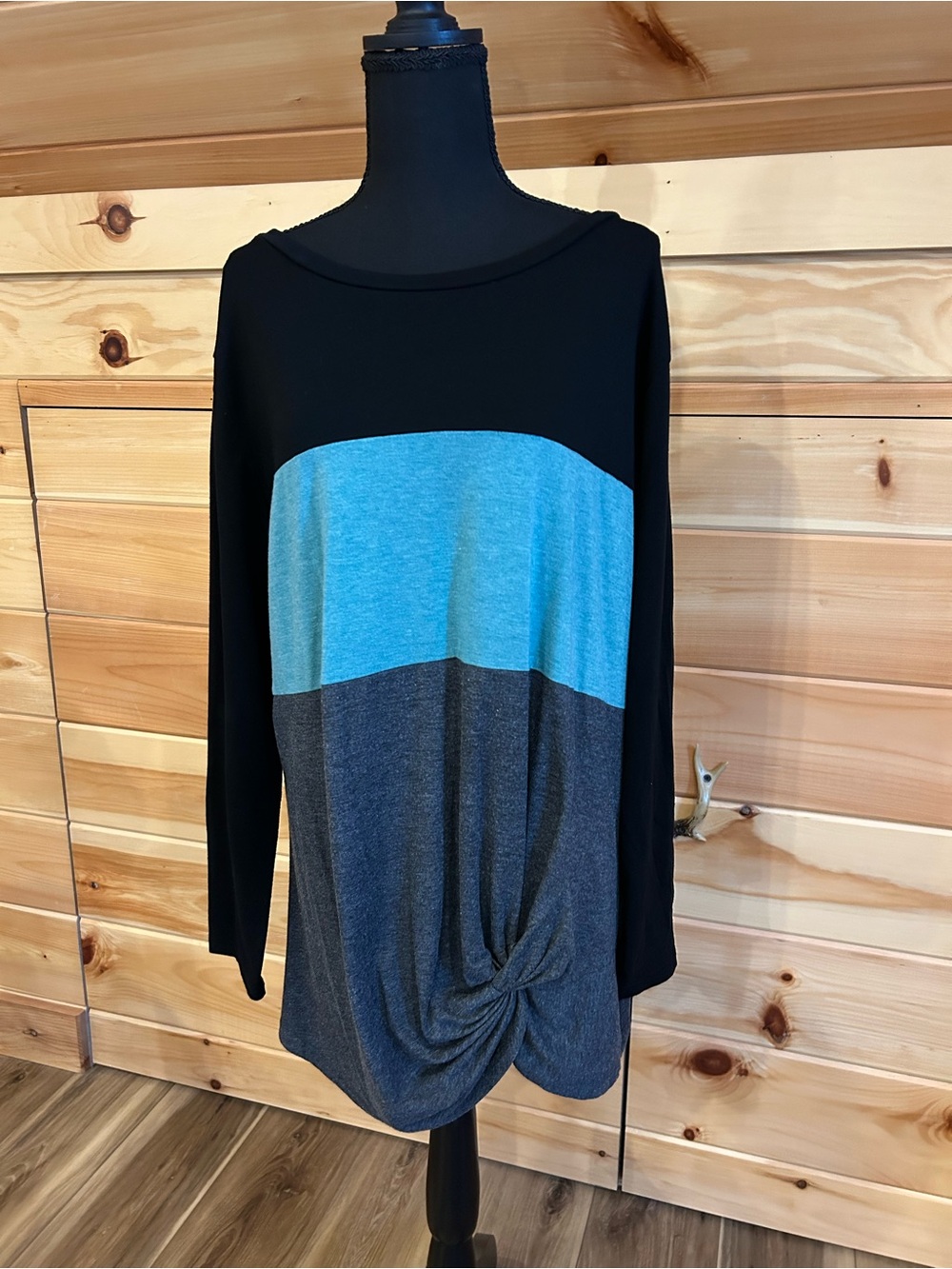 Source Unknown Black, Teal & Charcoal Twist-Front Long Sleeve Top